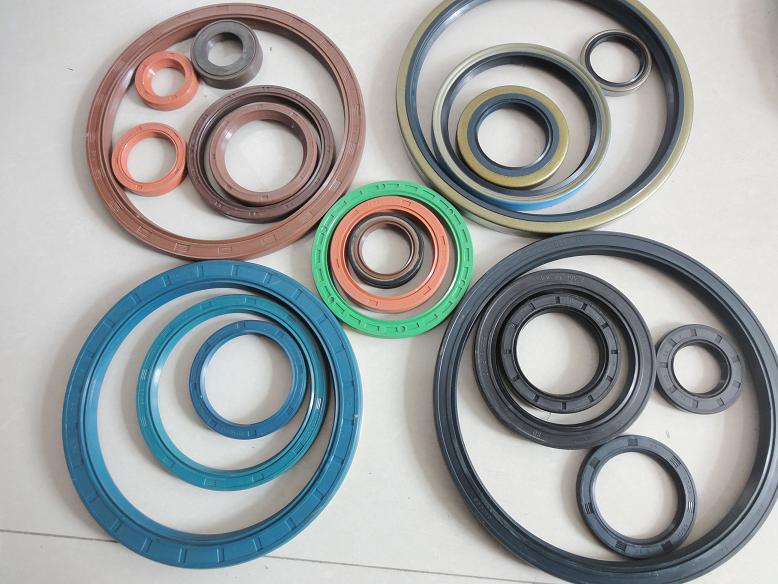 油封使用壽命長短是什么決定的？